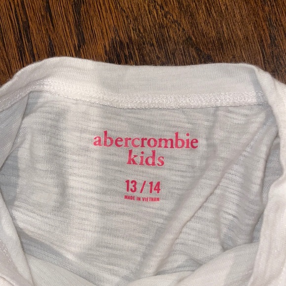 Abercrombie white tee - Picture 4 of 4